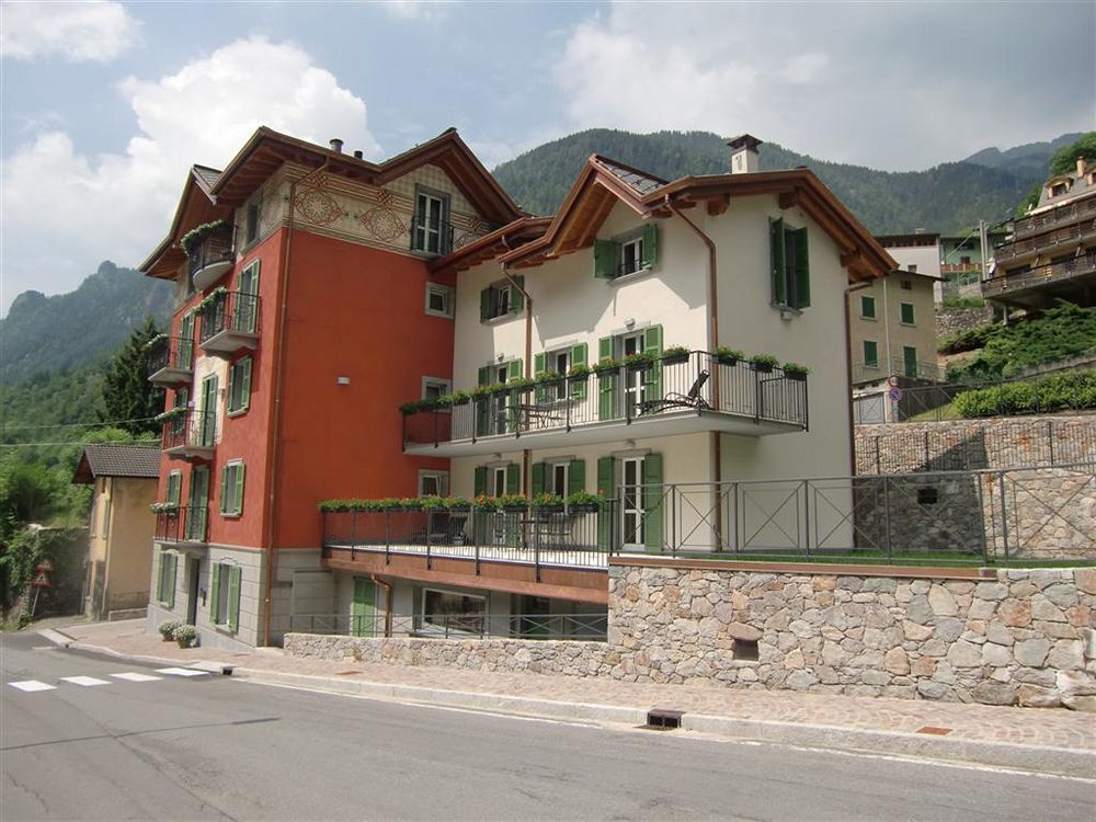 Ar Mountains Lodge Villachiara Branzi Bagian luar foto
